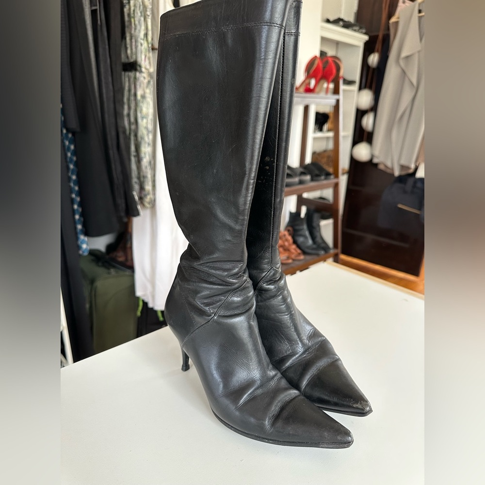 Charles David Knee high leather boots. Size 5